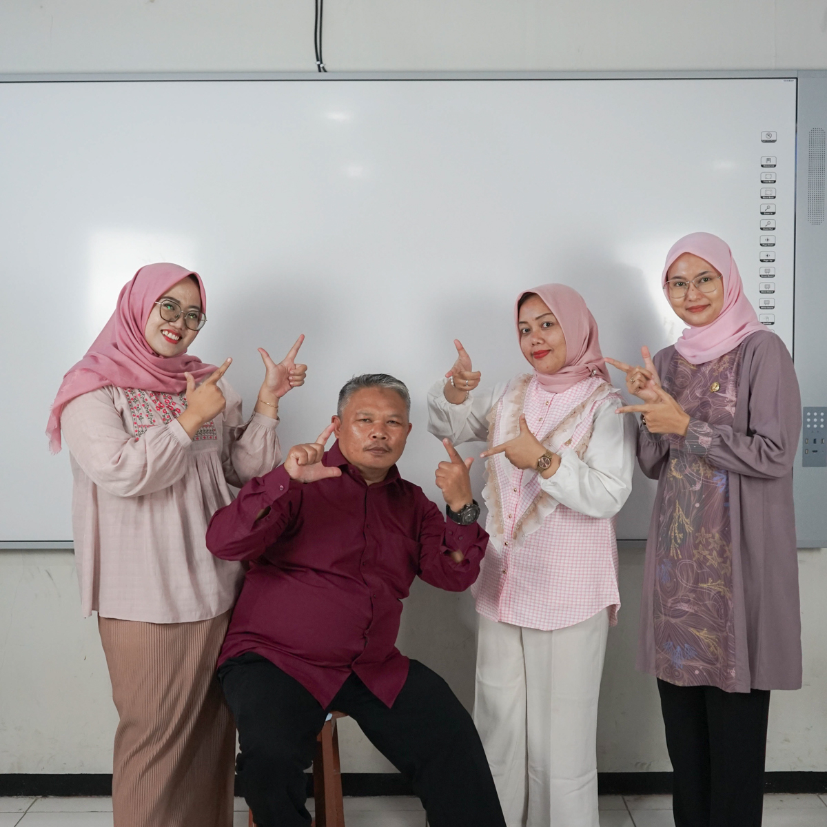 Guru SMAN 21 Bandung